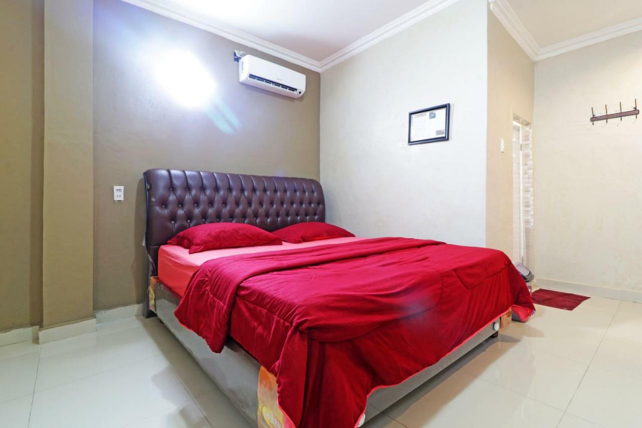 Hotel Graha Soeltan Sunggal Exterior foto
