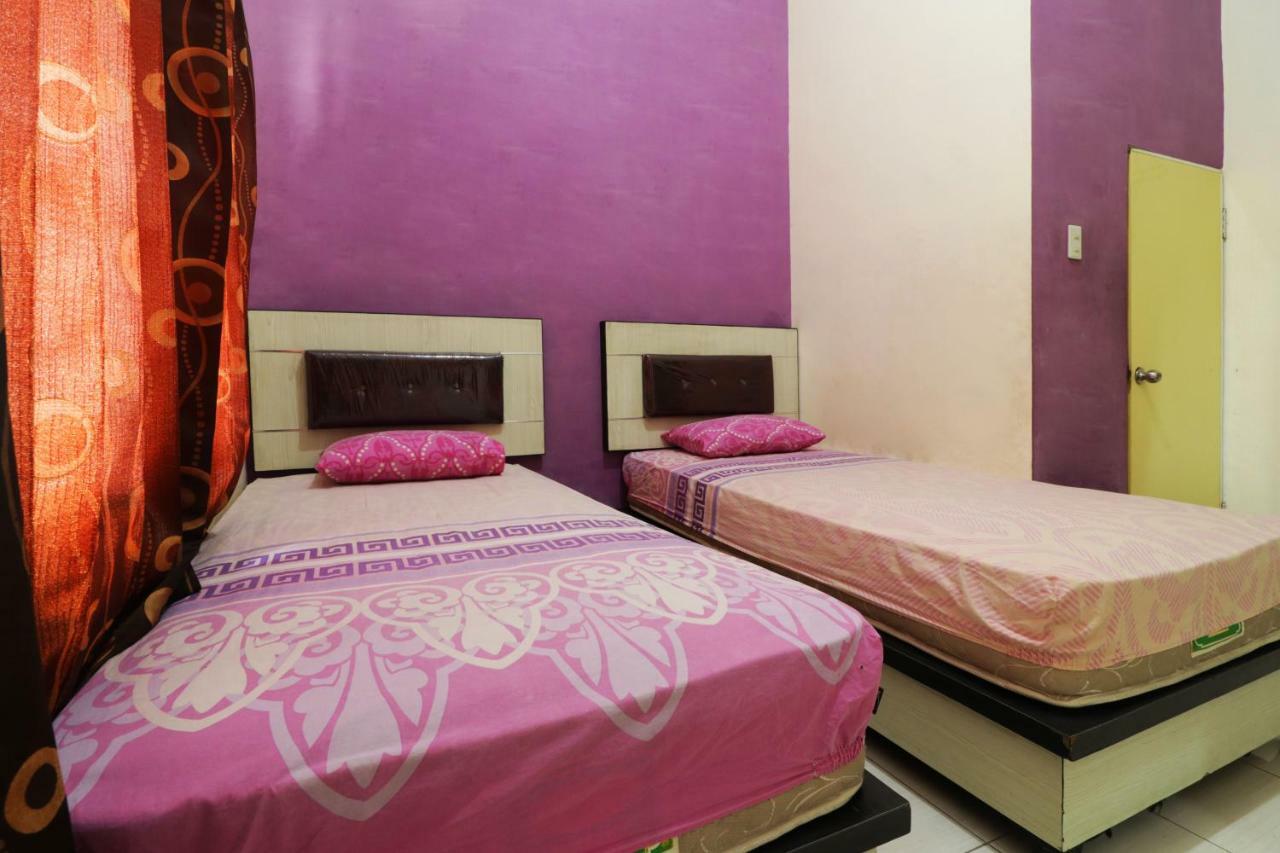 Hotel Graha Soeltan Sunggal Exterior foto